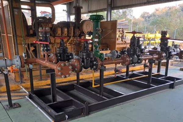 Construcción de puentes de regulación para transporte de hidrocarburos